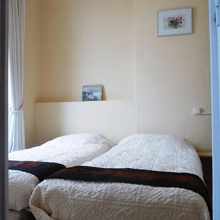 Sleeps 6 Wifi * Cannes